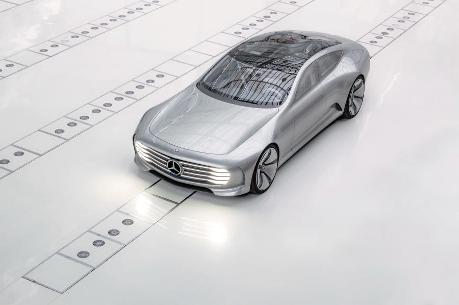  Mercedes-Benz Concept IAA 2015 года  (фото 32 из 55)